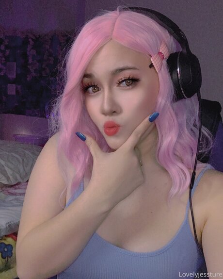 Luvlyjessxx 独占女優 画像
