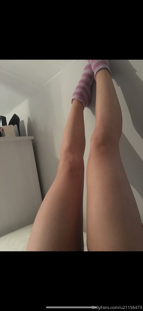 Tigerlilybabyx セクシーなポルノスター 写真