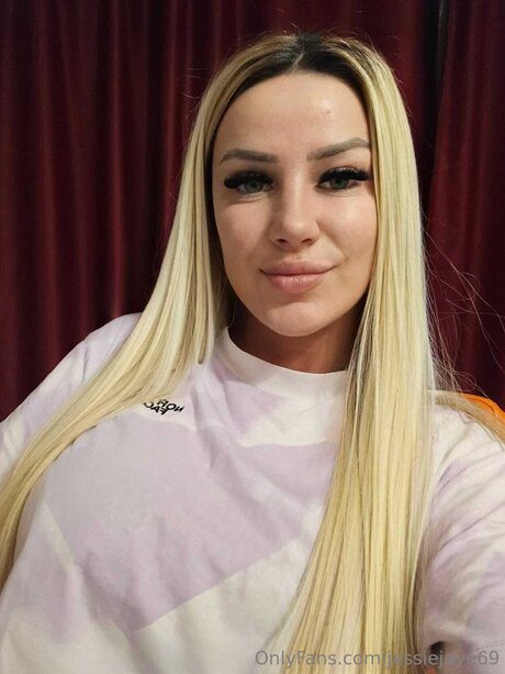 Jessiejaye69 ポルノスター 裸 画像