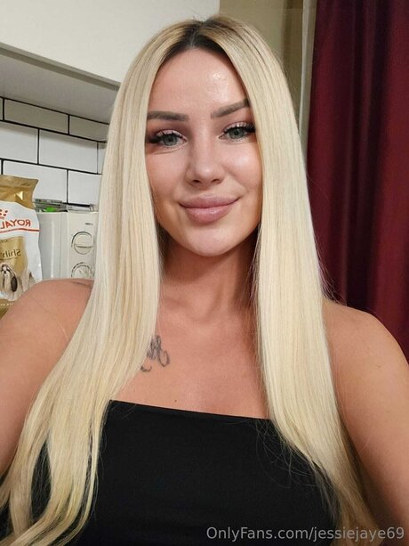 Jessiejaye69 完璧なポルノスター 写真