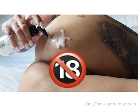 Stephanieannexxxfree スターセックス 写真