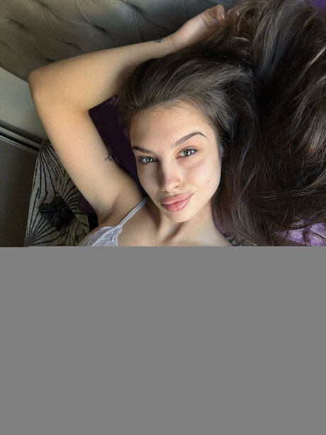 Iveychiara セックスポルノスター ギャラリー