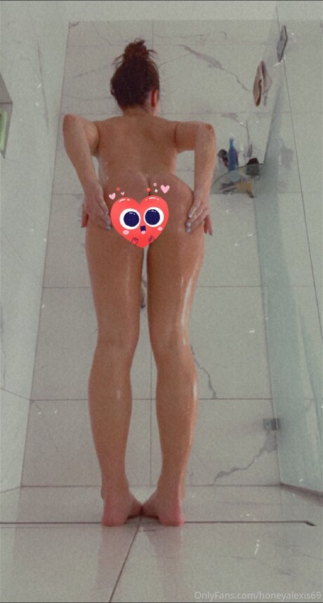 Honeyalexis69 可愛いモデル 写真