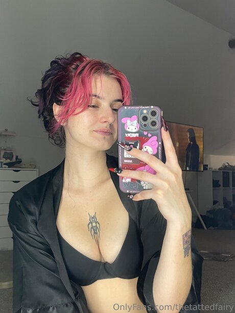 Thetattedfairy ポルノスター 独占 写真