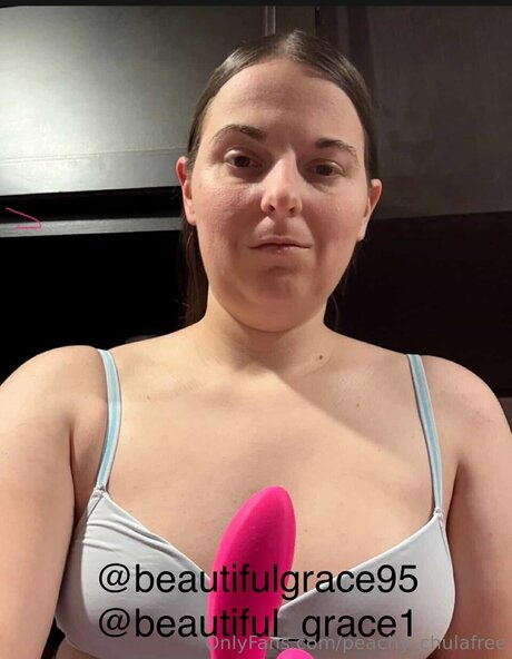 Peachy Chulafree 美しいモデル 画像