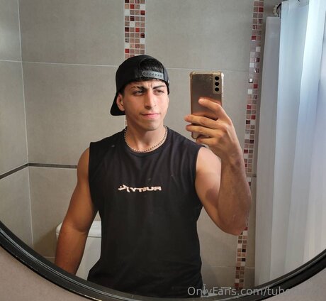 Tuhotboy1 top profile image