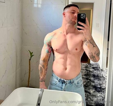 Grizzlyhotbearmx 素敵なスター 写真