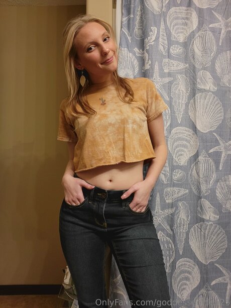 Goddessgolden25 セックス女優 写真