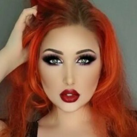 Ivy Tenebrae 可愛い女優 写真