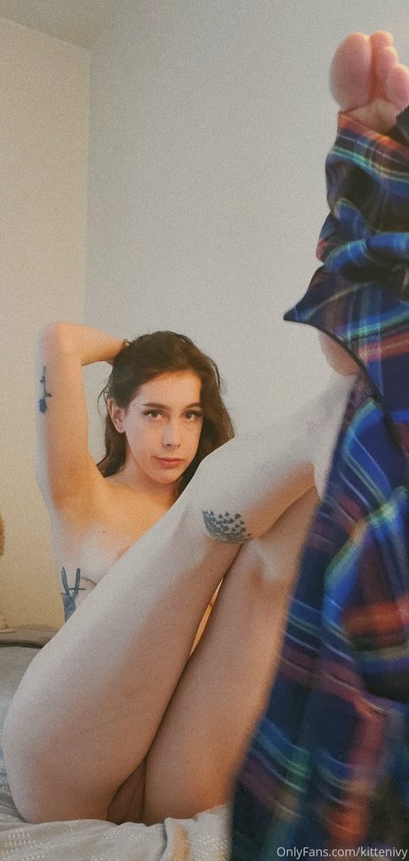 Kitten ivy SG 高品質のポルノスター 写真