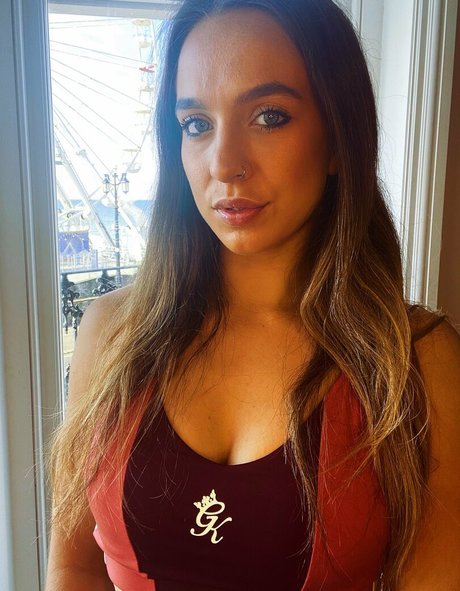 プッシータトゥーOnlyFans 無料裸 写真