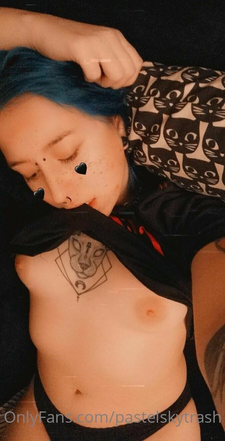 SKY VICTORIA セクシーモデル 写真