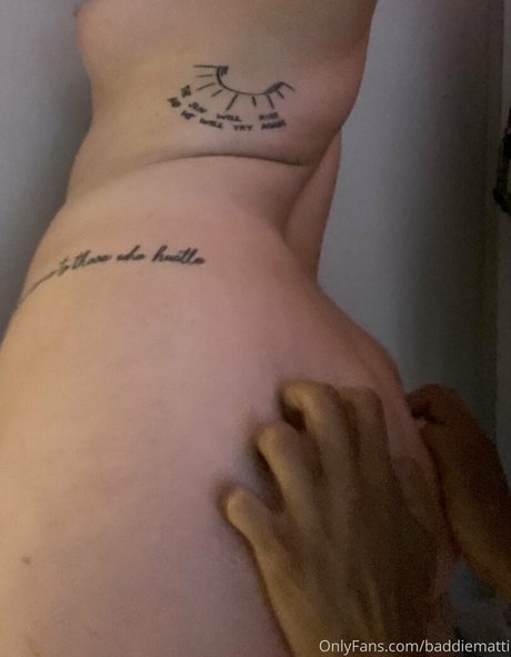 cakedupbrat 独占女優 写真