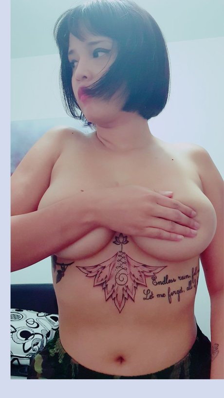 Onigirl01 ポルノスター 美しい 写真