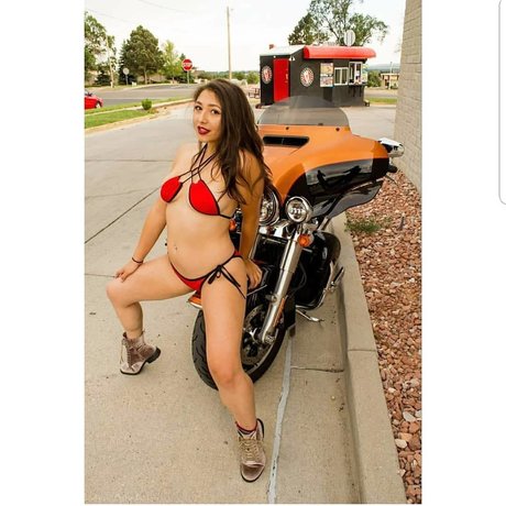 etherealxsky ポルノスター エロティック 写真
