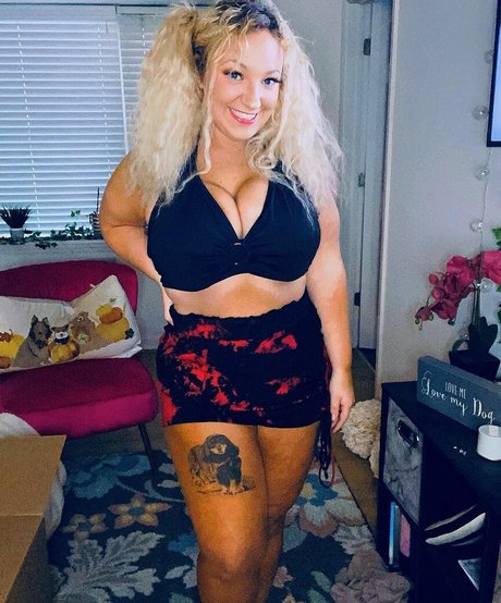 Kyleigh Schulz ポルノ女優 画像