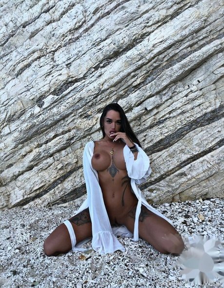 Deesha ポルノスター 可愛い 写真