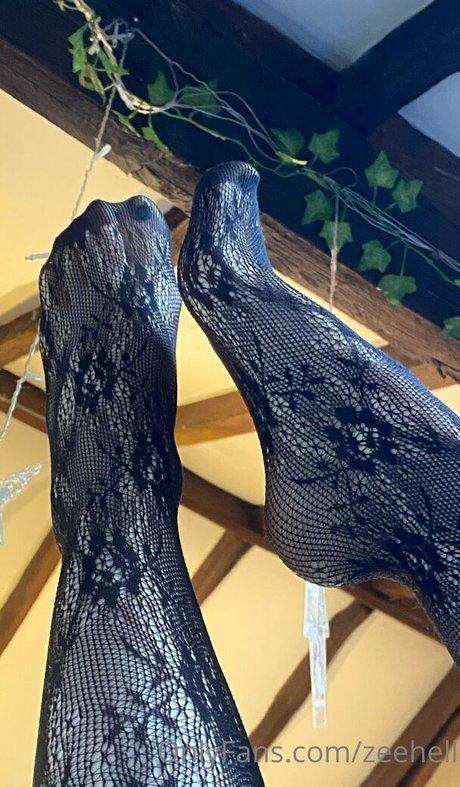 ZeeHell セクシーなスター 写真