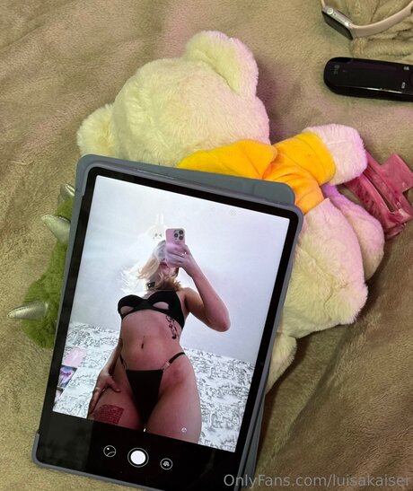 Luisakaiser 独占ポルノスター 写真