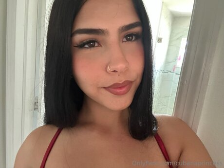 Cubanaprincess 裸の女優 写真