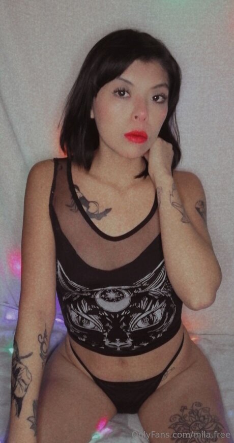 Mila Free ポルノスター パーフェクト 写真