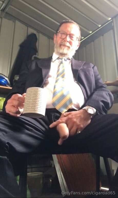 Cigardad65 ホットモデル 写真