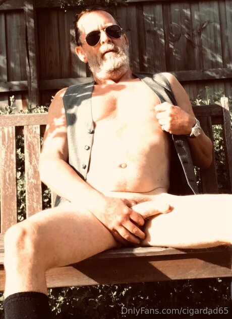 Cigardad65 エロティックなスター 写真