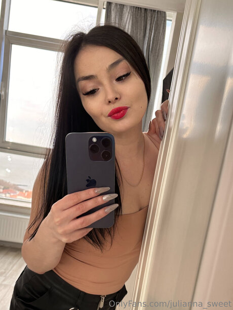 Julianna Sweet ポルノスター 画像