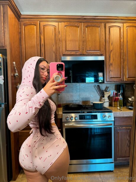 Thekimberlysanchez 裸の女優 写真
