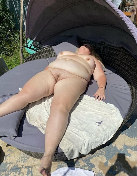 adelesexyuk ホットなモデル 画像