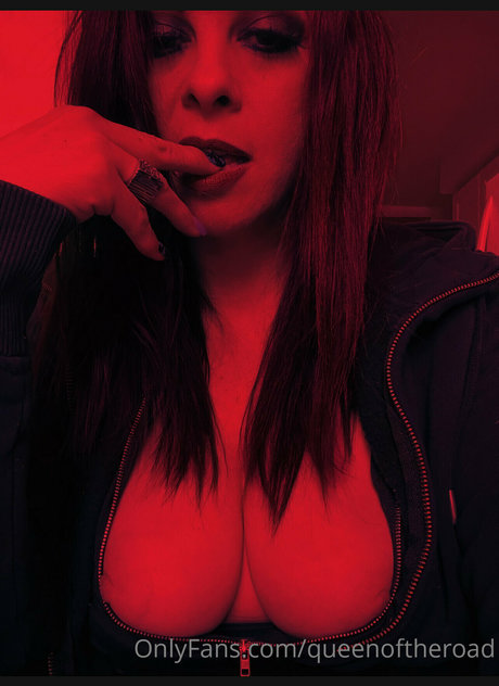 Queen of The Road 美しいモデル 写真