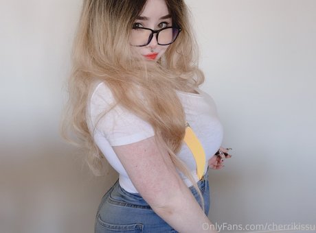 Cherrikissu 高品質モデル 画像