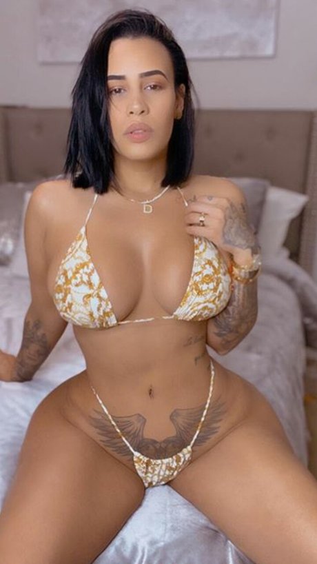 Daryta Sanchez ヌードのポルノスター 写真