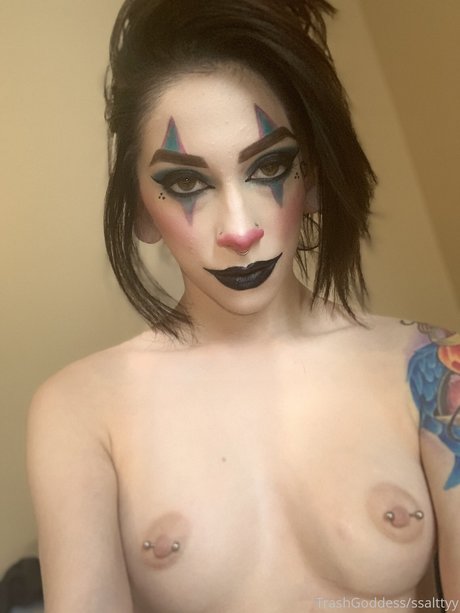 Jessica Sully 素敵なモデル 写真