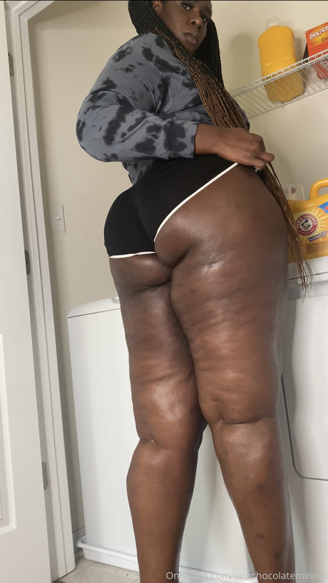 Jasmine Nicole Banks 可愛いモデル 画像