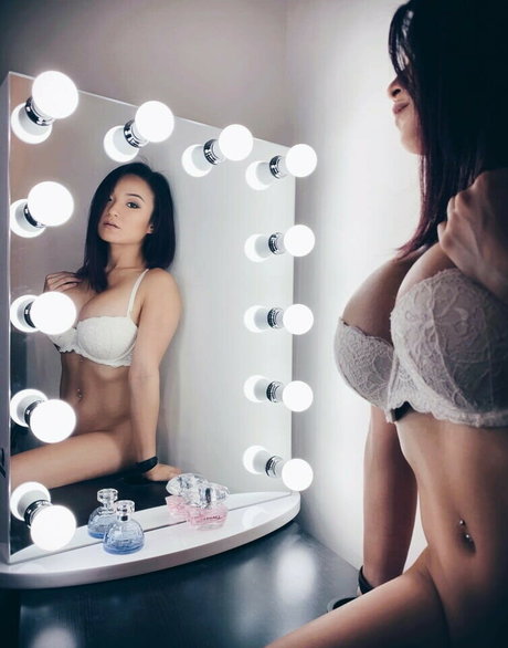 Simpalicety 最高のスター アーカイブ