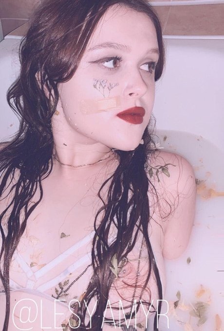 Devo4ka Askorbinka ヌードのポルノスター 写真