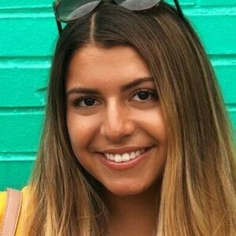 christina compitello 裸モデル 写真