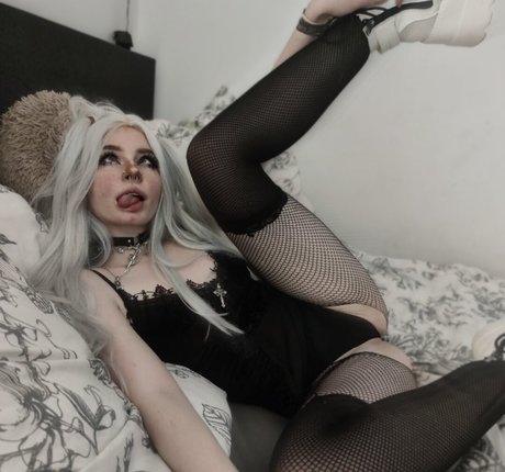 anyurvil ホット女優 写真