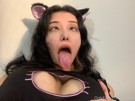 Juju Voulezj ポルノスター HD 写真