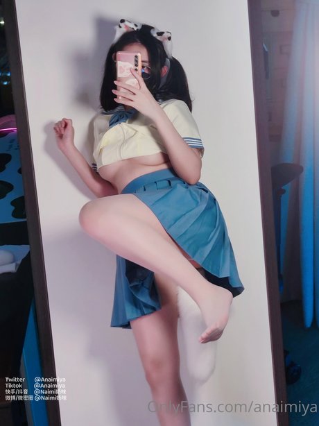 Anaimiya エロティックなモデル ギャラリー