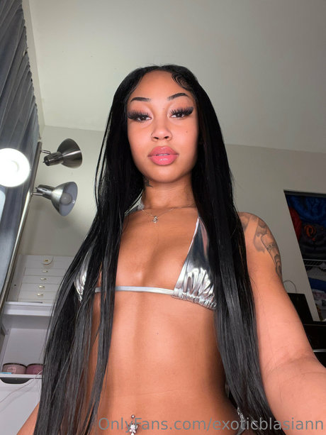女王様オンリーファンズ 美しいxxx 画像