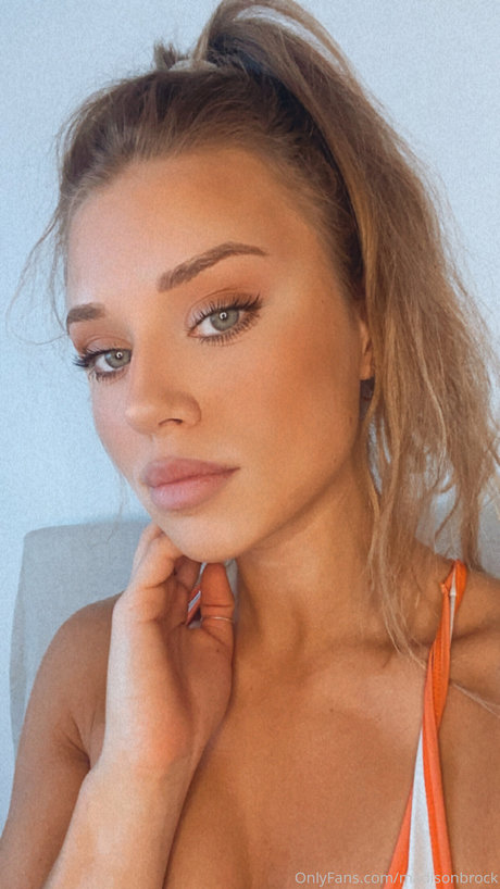 Madison Brock ポルノスター アート 画像