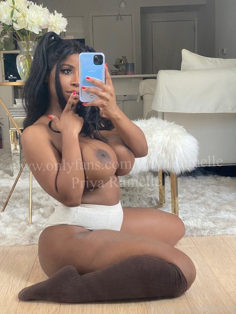 Priya Rainelle 最高のモデル 写真