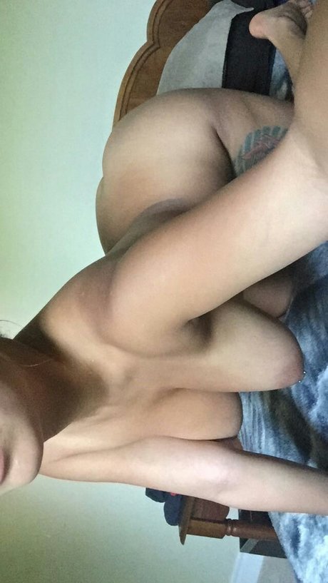 Vixen Vu アダルト女優 写真