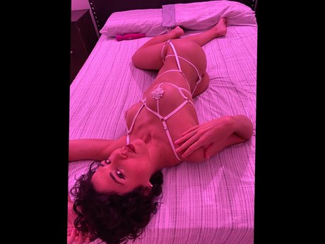 Alexa Kent ホットなモデル 写真