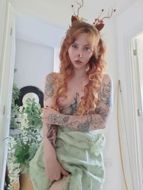 Pun Queen ポルノ女優 写真