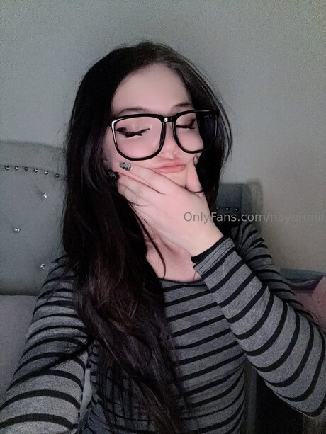 Nayohmii 高品質女優 写真