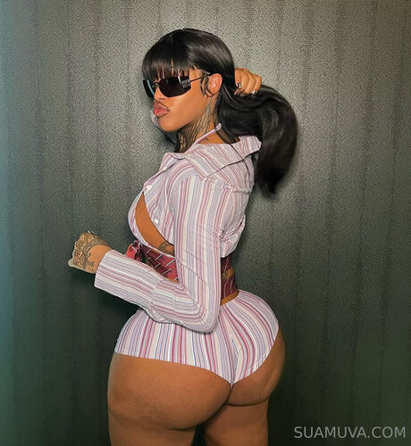 Thesuamuva ヌード女優 画像