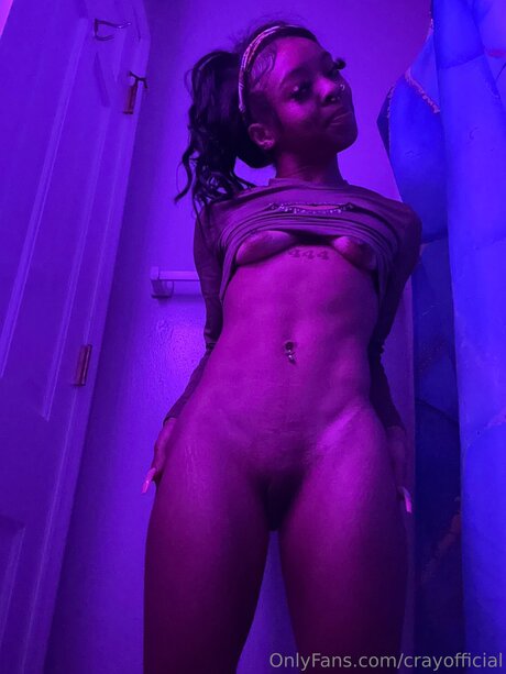 Crayofficial ポルノスター 美しい 画像